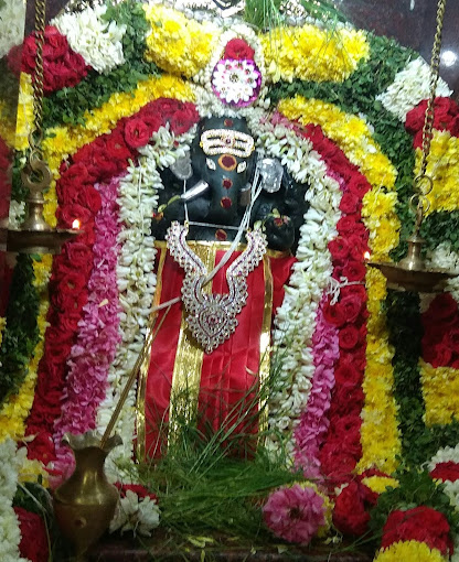Om Shree Nava Shakthi Vigneshwar Temple